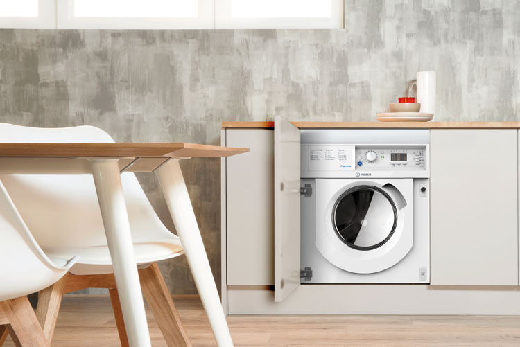 Встраиваемая стиральная машина Indesit BI WMIL 71252 EU