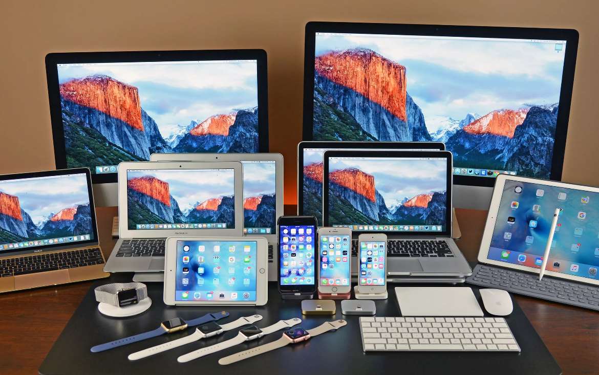 ассортимент Apple