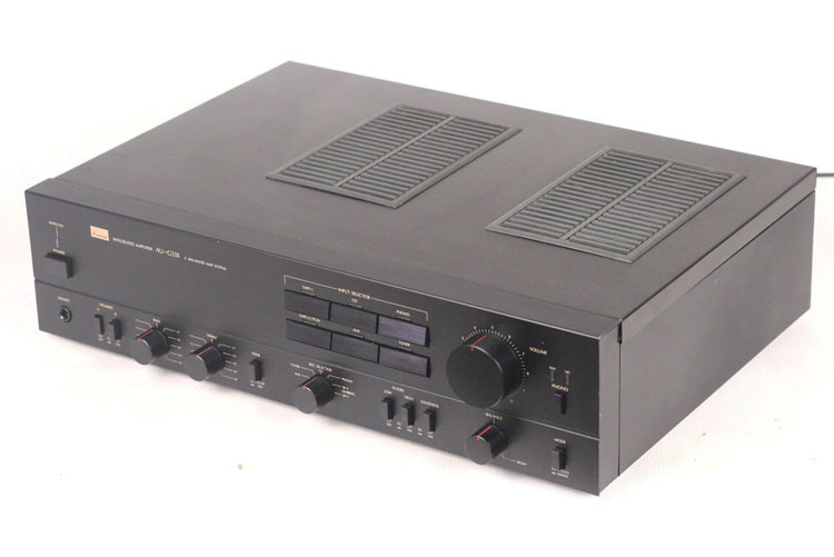 Усилитель Sansui Усилитель Sansui