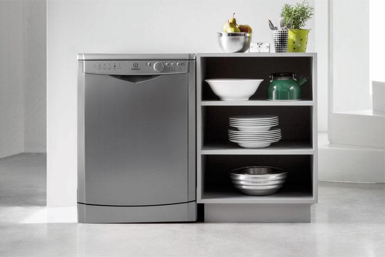 Посудомоечная машина Indesit eXtra Hygienic