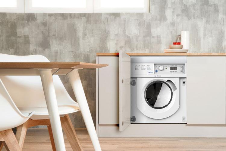 Встраиваемая стиральная машина Indesit BI WMIL 71252 EU