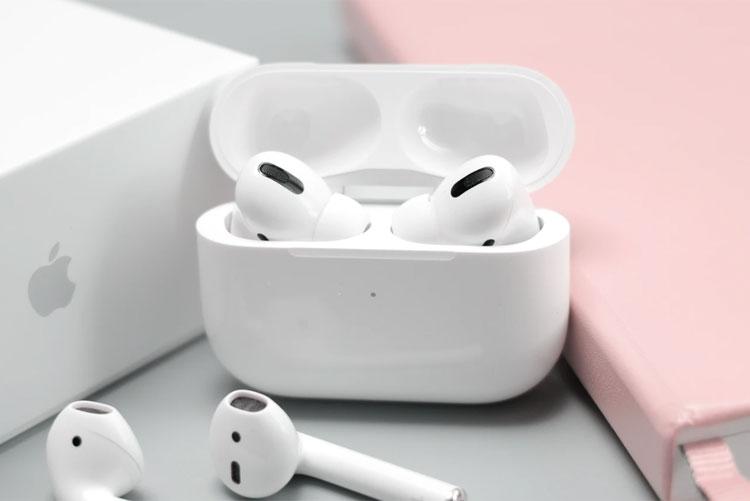 Apple AirPods